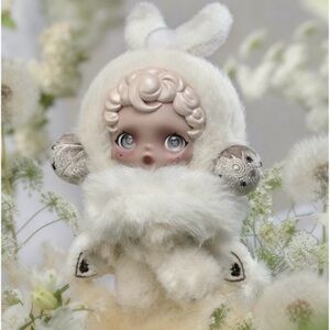 Skullpanda L'impressionnisme
Series Plush Doll “Mist”
